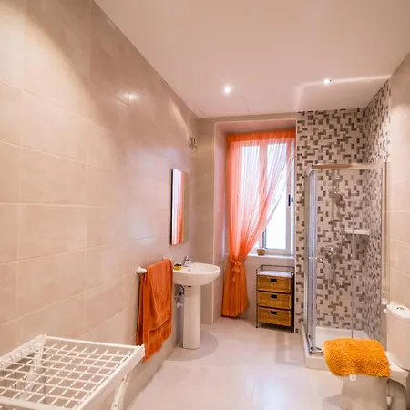 Butts Dorm * ויקטוריה